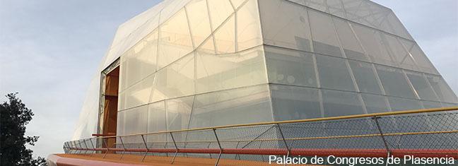 palaciocongplasencia.jpg